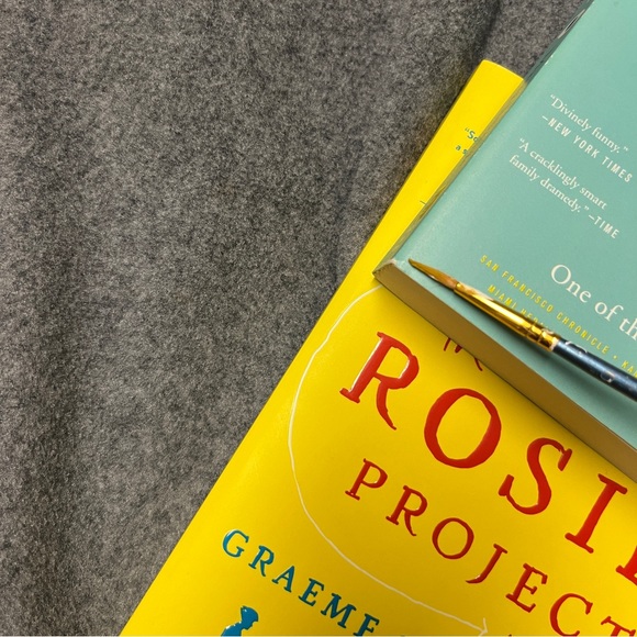 Booke Bundle 💕 - Picture 11 of 14